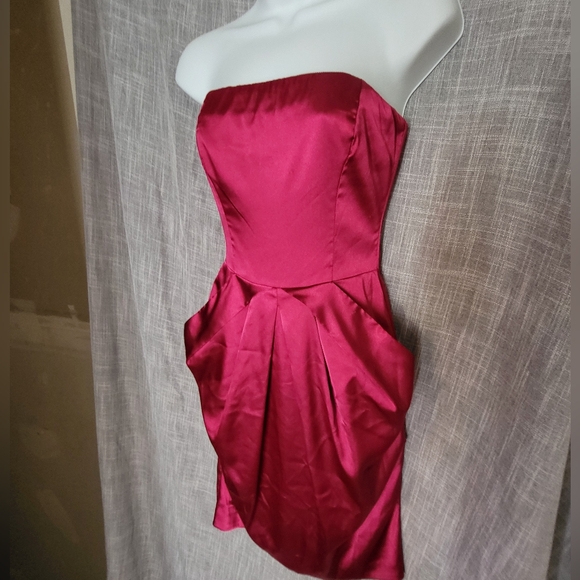 Le Chateau Pink Satin Strapless Mini Dress Size W xxs youth L Open-Back Pockets - Picture 4 of 10